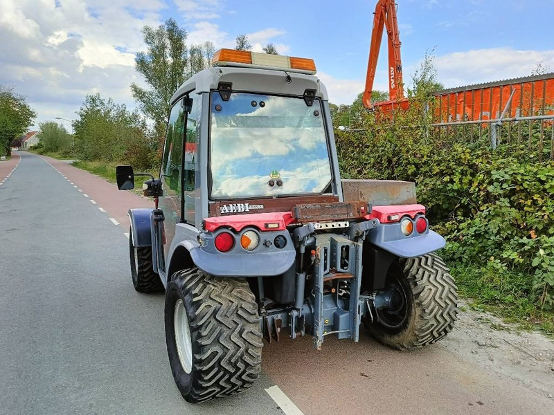 Aebi TT280 werktuigdrager maaier laag zwaartepunt - Farm trailer: picture 4 Aebi TT280 werktuigdrager maaier laag zwaartepunt - Farm trailer: picture 4