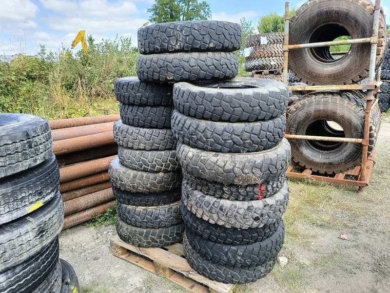Michelin 6,50 R16 C 7,00R16 C 22/100R16 255/100R16 banden l - Wheels and tires for Construction machinery: picture 4 Michelin 6,50 R16 C 7,00R16 C 22/100R16 255/100R16 banden l - Wheels and tires for Construction machinery: picture 4