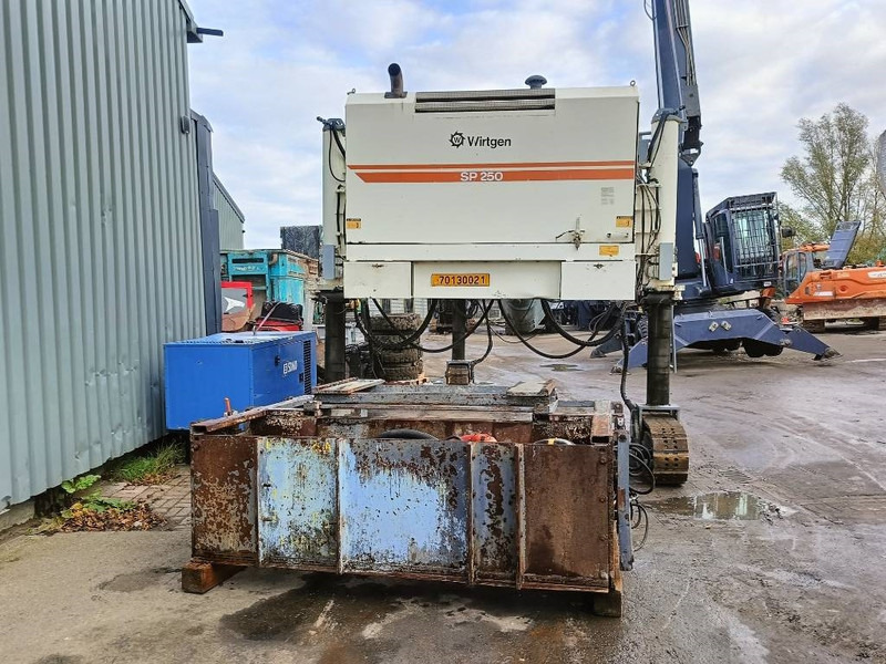 Wirtgen SP 250 500 beton bekisting machine sleep - Asphalt paver: picture 5 Wirtgen SP 250 500 beton bekisting machine sleep - Asphalt paver: picture 5