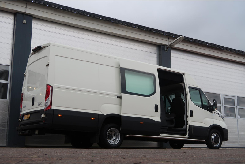 Iveco Daily 35C18H 3.0 DC AUT/ CAMERA/ LED/ CRUISE/ CLIMA/ TREKHAAK - Commercial vehicle, Combi van: picture 4 Iveco Daily 35C18H 3.0 DC AUT/ CAMERA/ LED/ CRUISE/ CLIMA/ TREKHAAK - Commercial vehicle, Combi van: picture 4