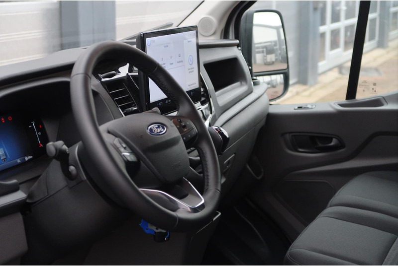 Ford Transit 350 2.0 TDCI L2H2 RWD CAMERA/ APPLE CARPLAY/ AIRCO/ CRUISE/ TREKHAAK - Panel van: picture 5 Ford Transit 350 2.0 TDCI L2H2 RWD CAMERA/ APPLE CARPLAY/ AIRCO/ CRUISE/ TREKHAAK - Panel van: picture 5