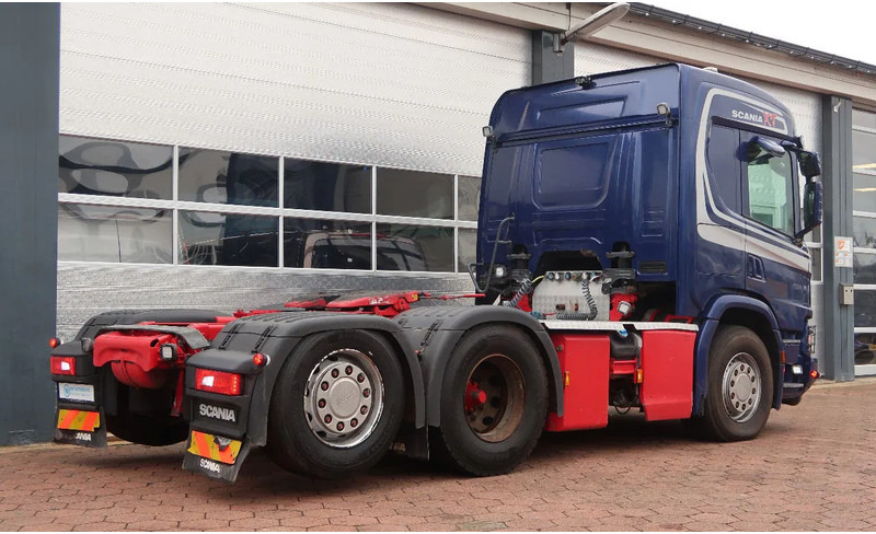 Tractor unit Scania P500 6x2/ FULL AIR/ HYDRAULIC/ LEATHER/ 2.950 WB/ DIFF LOCK/ SLIDE DISH: picture 8 Tractor unit Scania P500 6x2/ FULL AIR/ HYDRAULIC/ LEATHER/ 2.950 WB/ DIFF LOCK/ SLIDE DISH: picture 8