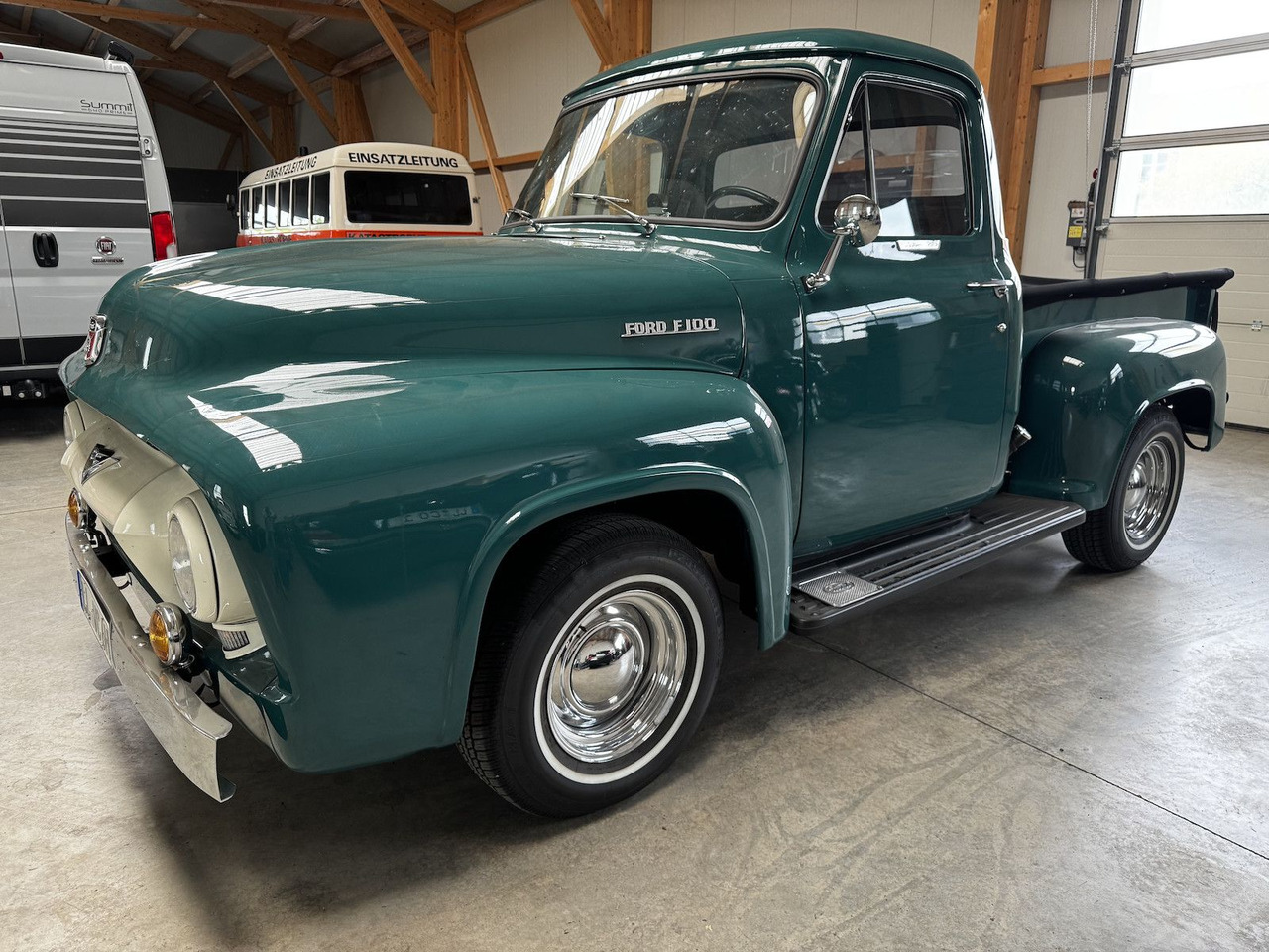 Ford F 100 V8 PickUp Custom Cab Top! - SUV: picture 3 Ford F 100 V8 PickUp Custom Cab Top! - SUV: picture 3