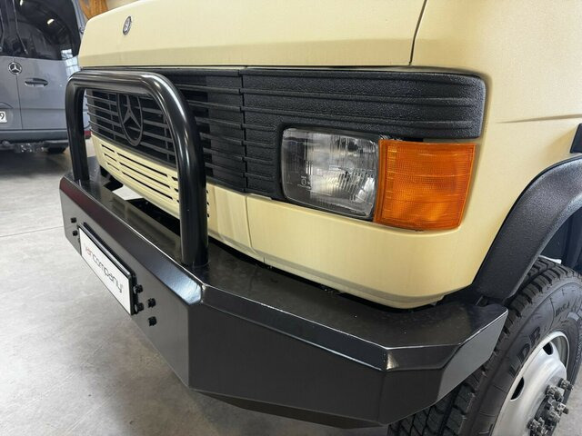 MERCEDES-BENZ 814 DA T2 Vario 4x4 Allrad... - Camper van: picture 4 MERCEDES-BENZ 814 DA T2 Vario 4x4 Allrad... - Camper van: picture 4