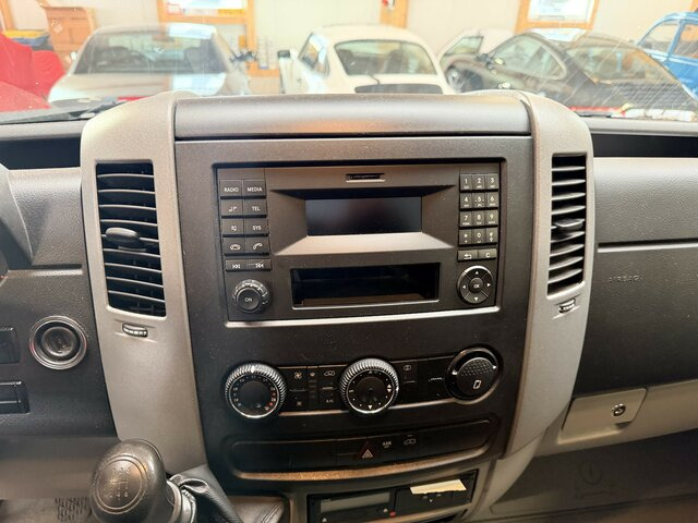 MERCEDES-BENZ Sprinter 316 CDI Pritsche 4x4 Allrad Plane... - Open body delivery van: picture 5 MERCEDES-BENZ Sprinter 316 CDI Pritsche 4x4 Allrad Plane... - Open body delivery van: picture 5