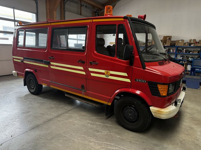 MERCEDES-BENZ T1 310 D Bremer Kombi Feuerwehr1. Hand... - Minibus, Passenger van: picture 2 MERCEDES-BENZ T1 310 D Bremer Kombi Feuerwehr1. Hand... - Minibus, Passenger van: picture 2
