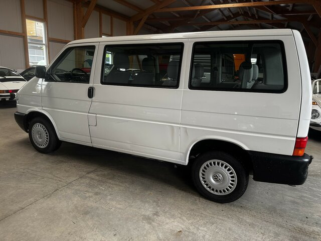 VW T4 Caravelle 2.5 TDI Syncro Sperre 1. Hand! - Car: picture 2 VW T4 Caravelle 2.5 TDI Syncro Sperre 1. Hand! - Car: picture 2