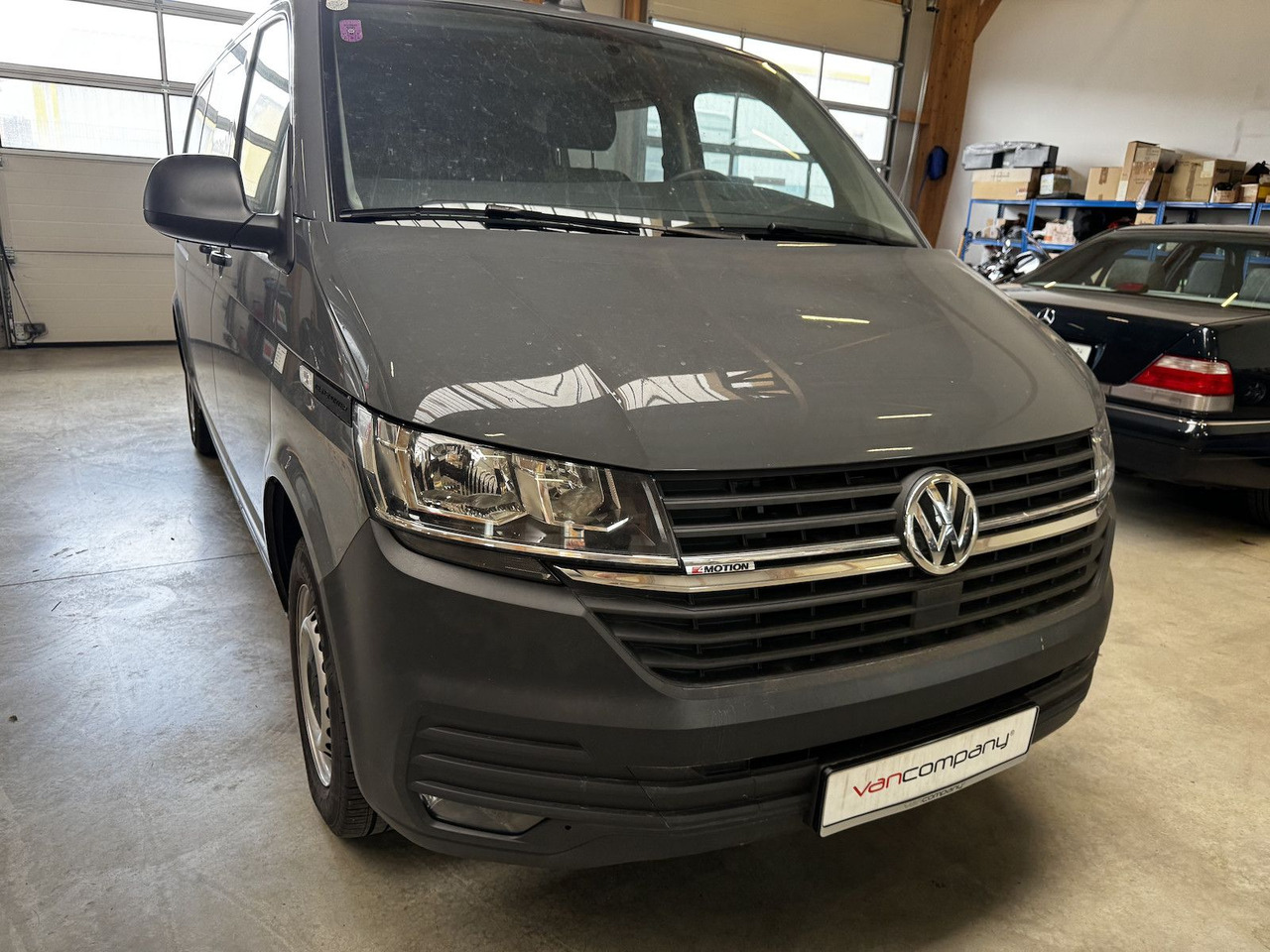 Volkswagen T6.1 lang 5-Sitzer 2.0 TDI 4Motion - Car: picture 3 Volkswagen T6.1 lang 5-Sitzer 2.0 TDI 4Motion - Car: picture 3