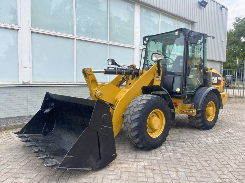 Cat 906 M 2018 - Wheel loader: picture 1 Cat 906 M 2018 - Wheel loader: picture 1