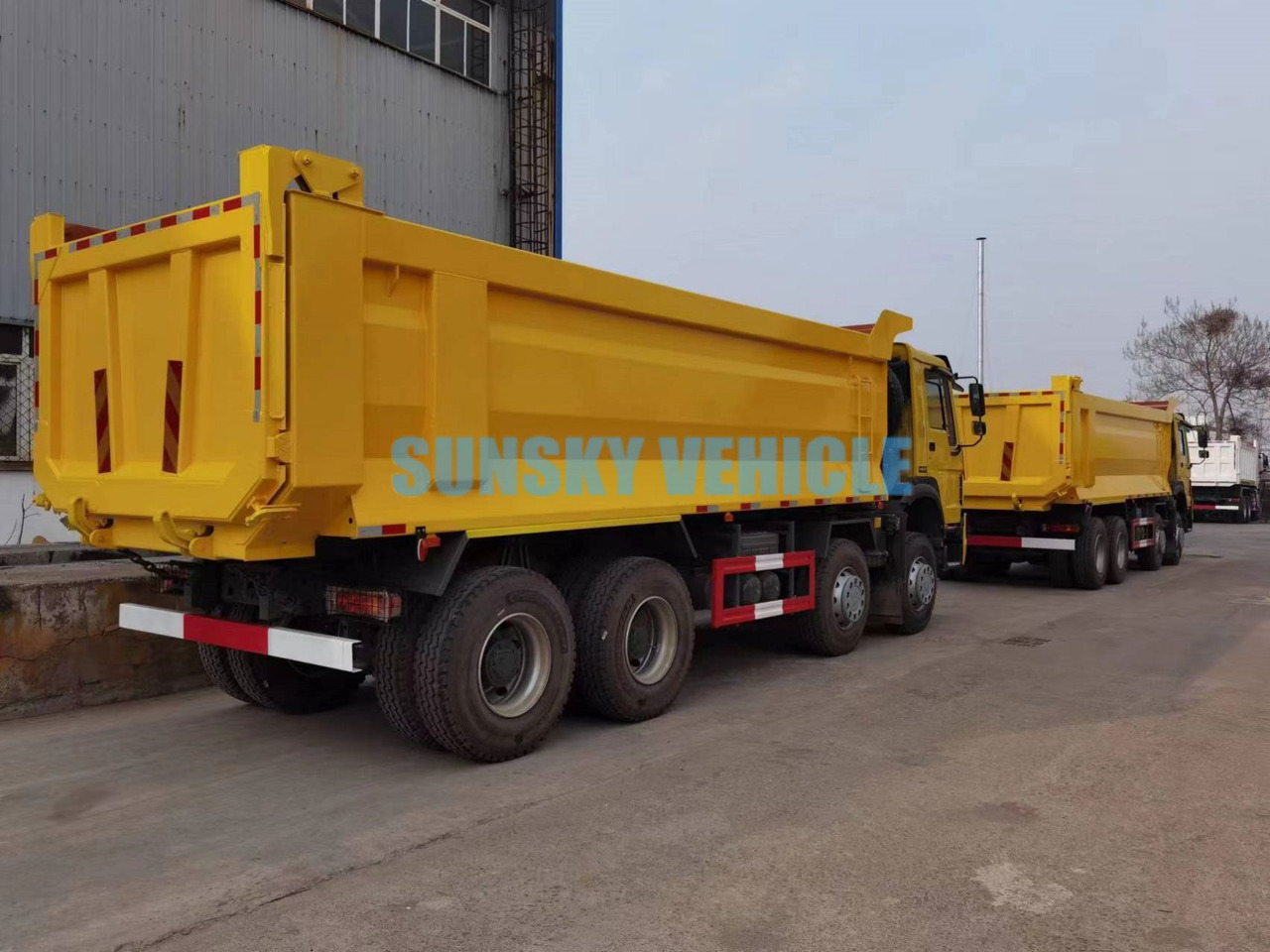 New Tipper for transportation of bulk materials HOHAN Brand New 8X4 400HP Dump Truck: picture 13