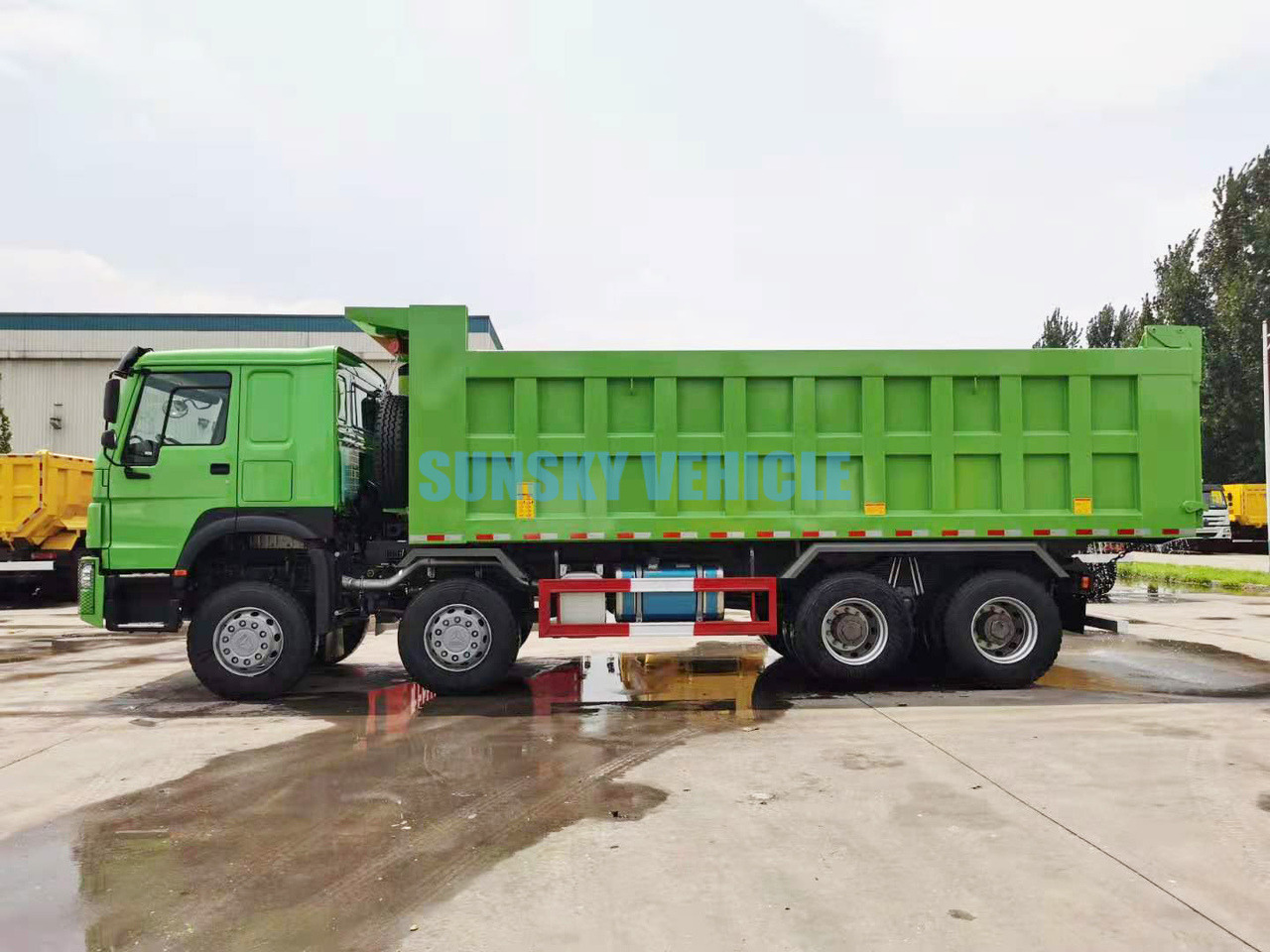 New Tipper for transportation of bulk materials HOHAN Brand New 8X4 400HP Dump Truck: picture 12