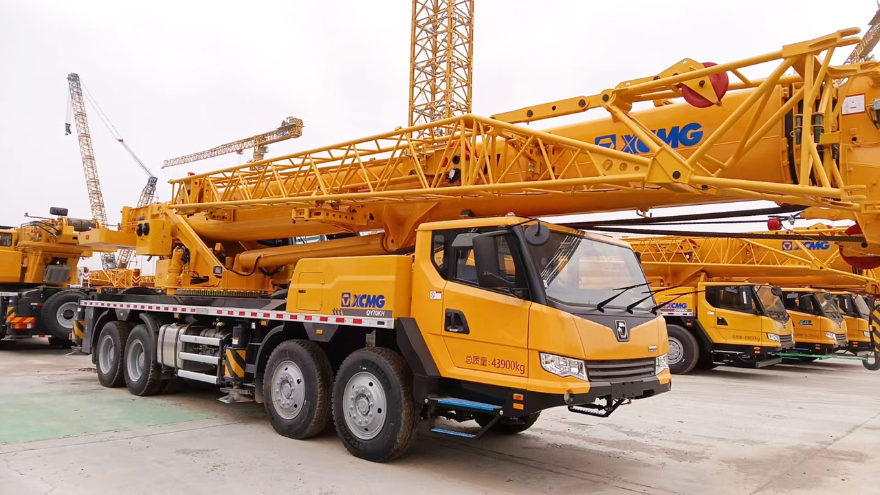 XCMG Manufacturer Second Hand Lorry Truck Crane QY55K5C_2 55 Ton Mobile Hydraulic Crane For Sale - Mobile crane: picture 3 XCMG Manufacturer Second Hand Lorry Truck Crane QY55K5C_2 55 Ton Mobile Hydraulic Crane For Sale - Mobile crane: picture 3