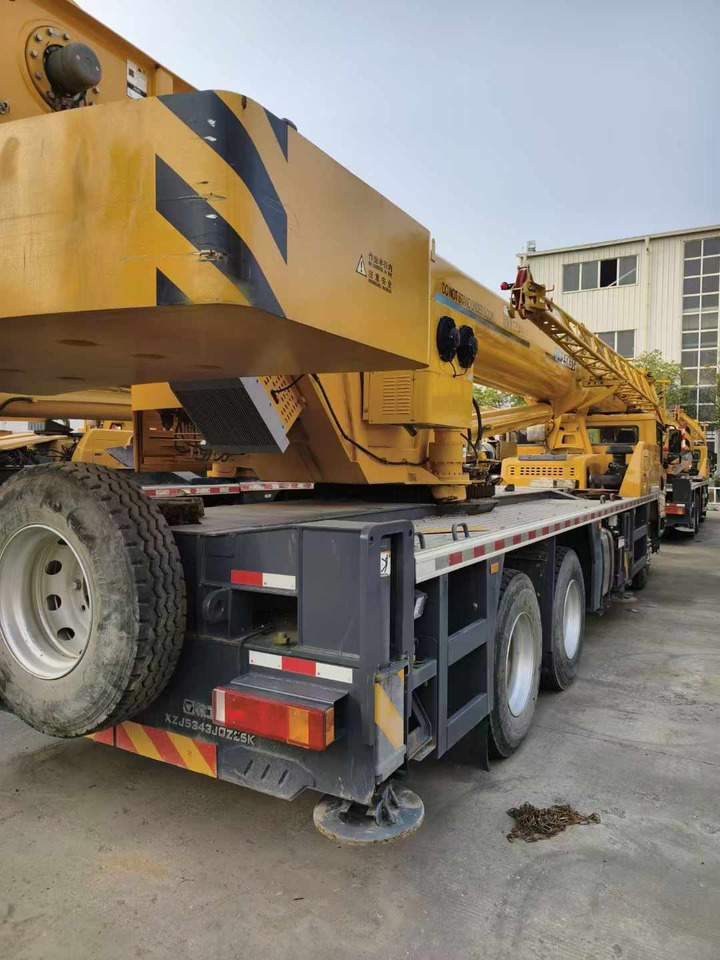 XCMG Official 25 Ton Small Truck Crane QY25K5D-3 Used Mobile Crane Machine With Cheap Price - Mobile crane: picture 4 XCMG Official 25 Ton Small Truck Crane QY25K5D-3 Used Mobile Crane Machine With Cheap Price - Mobile crane: picture 4
