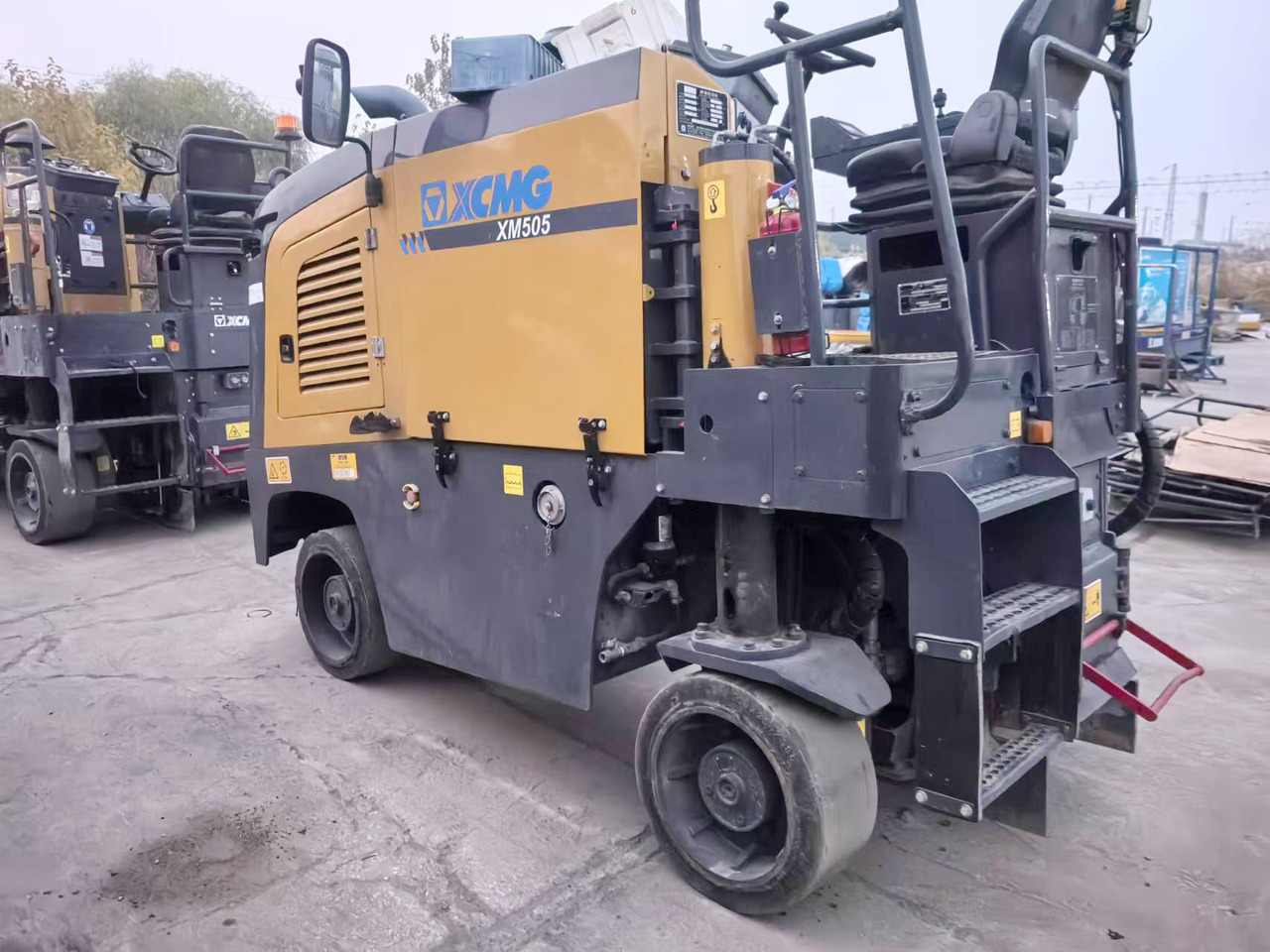 XCMG Official Second Hand Road Building Machine XM505 Small Asphalt Milling Machine For Sale - Cold planer: picture 3 XCMG Official Second Hand Road Building Machine XM505 Small Asphalt Milling Machine For Sale - Cold planer: picture 3