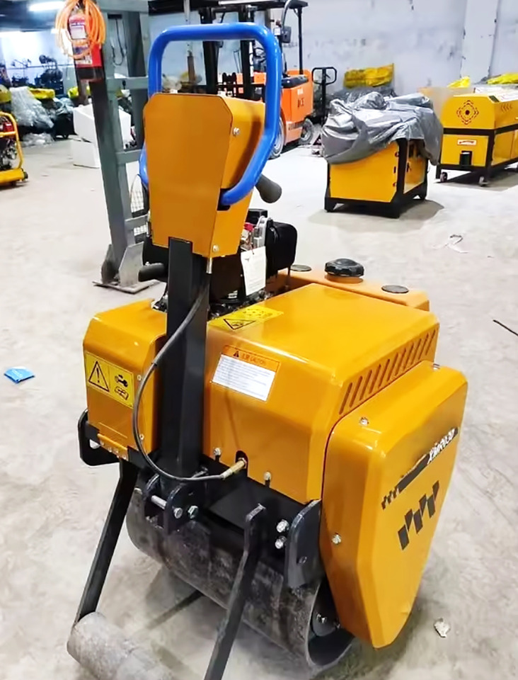 XCMG XMR040 small hand light hydraulic road roller for sale - Mini roller: picture 5 XCMG XMR040 small hand light hydraulic road roller for sale - Mini roller: picture 5