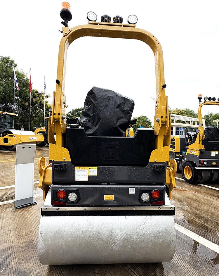 XCMG official XD140 4 ton mini light road roller price - Mini roller: picture 5 XCMG official XD140 4 ton mini light road roller price - Mini roller: picture 5