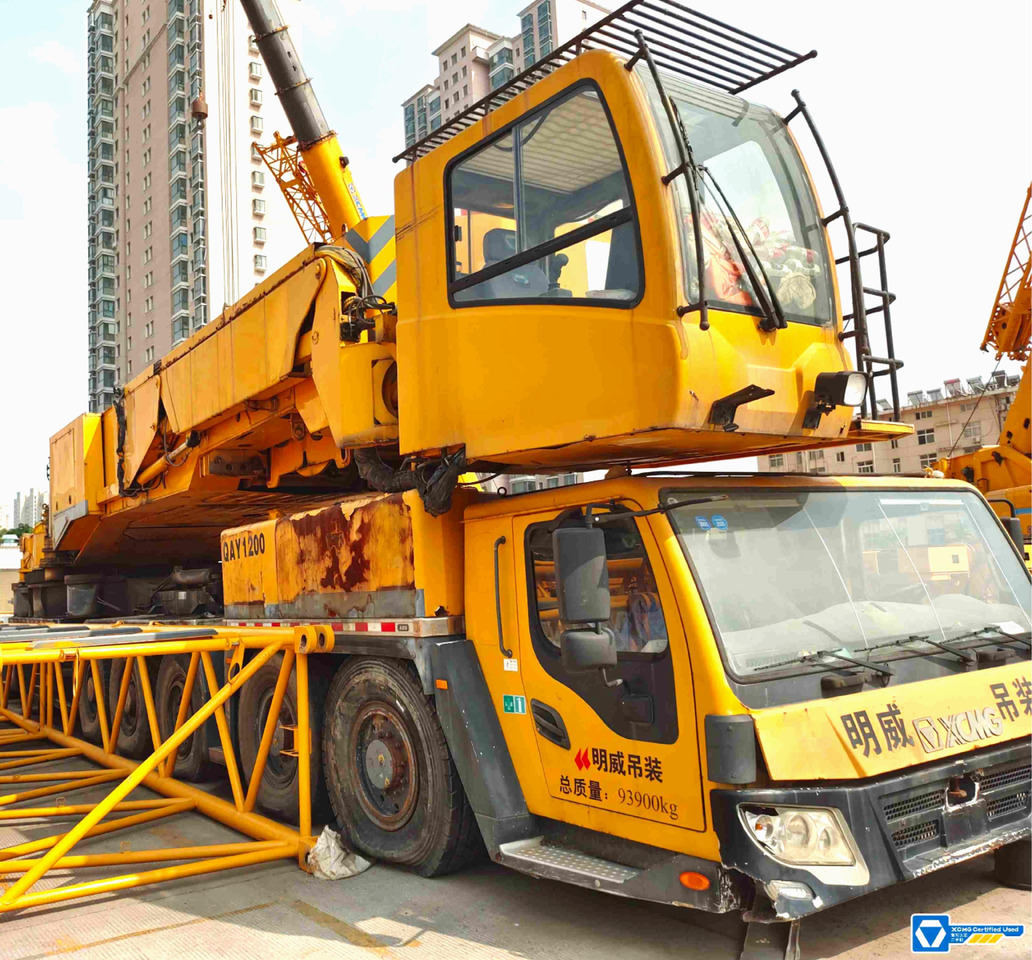 XCMG used 800ton all terrain crane heavy lifting machine price - All terrain crane: picture 3 XCMG used 800ton all terrain crane heavy lifting machine price - All terrain crane: picture 3