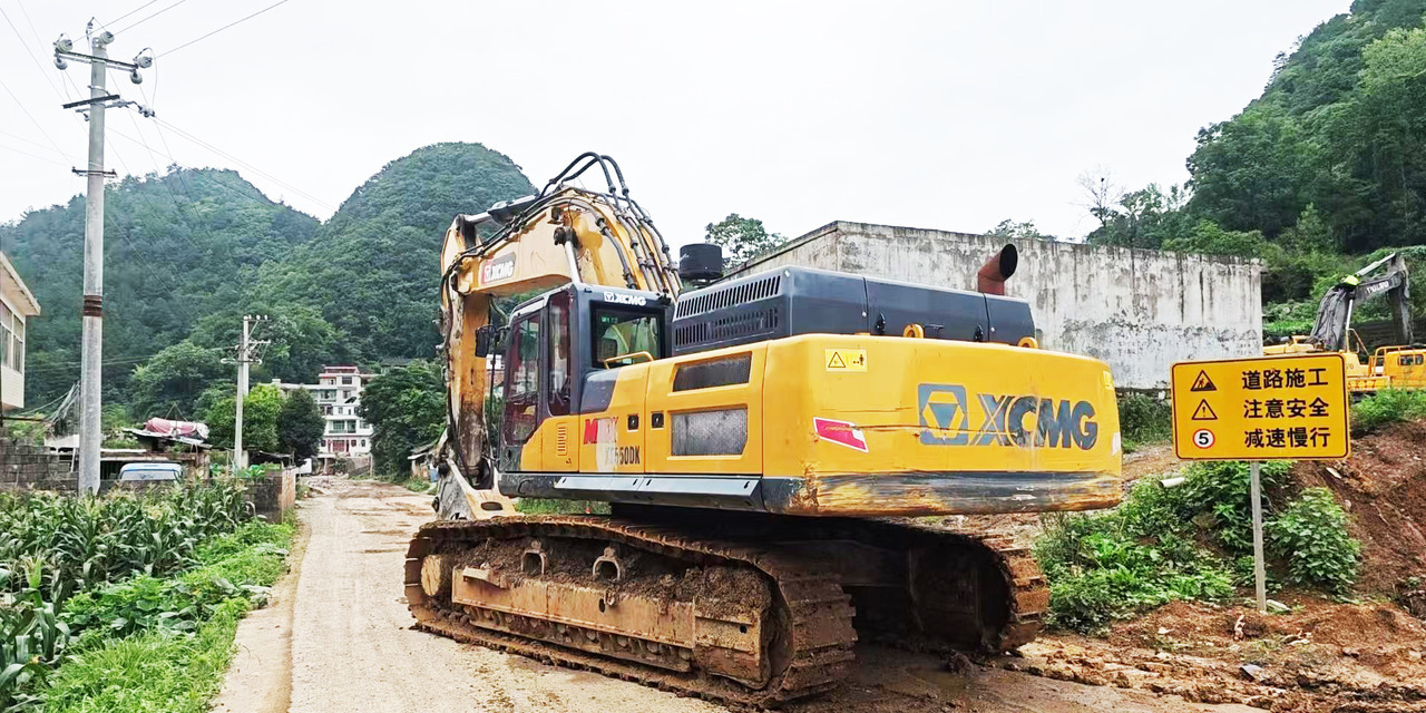 XCMG used crawler hydraulic excavator XE550DK 50ton price - Crawler excavator: picture 2 XCMG used crawler hydraulic excavator XE550DK 50ton price - Crawler excavator: picture 2