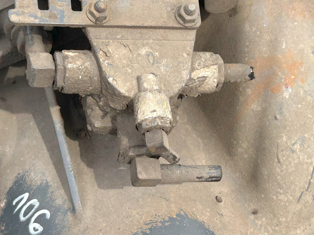 DAF CF EURO 6 DIFFERENTIAL AXLE - Rear axle: picture 4 DAF CF EURO 6 DIFFERENTIAL AXLE - Rear axle: picture 4