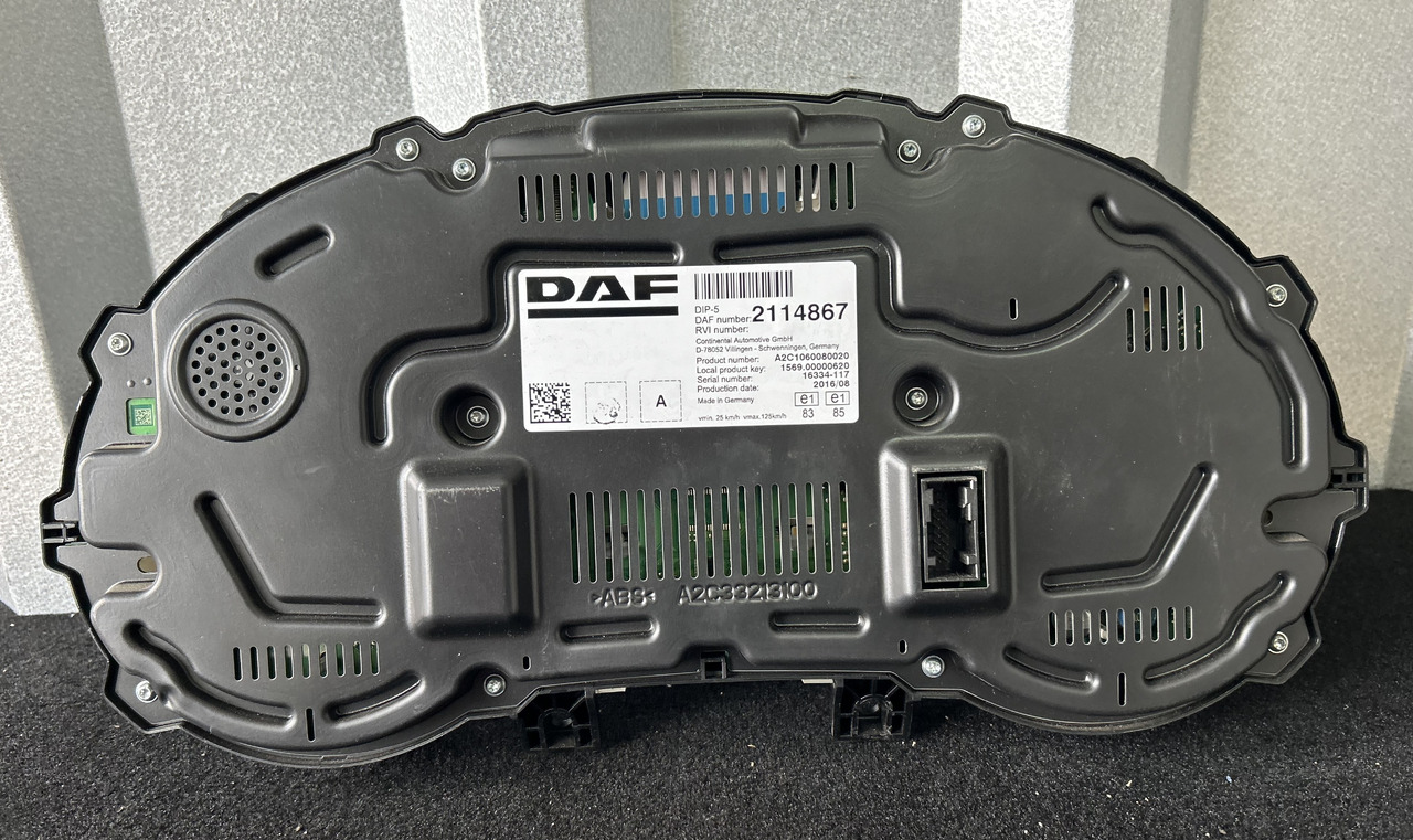 DAF CLOCK COUNTER DAF XF 106 2114867 - Dashboard: picture 2 DAF CLOCK COUNTER DAF XF 106 2114867 - Dashboard: picture 2