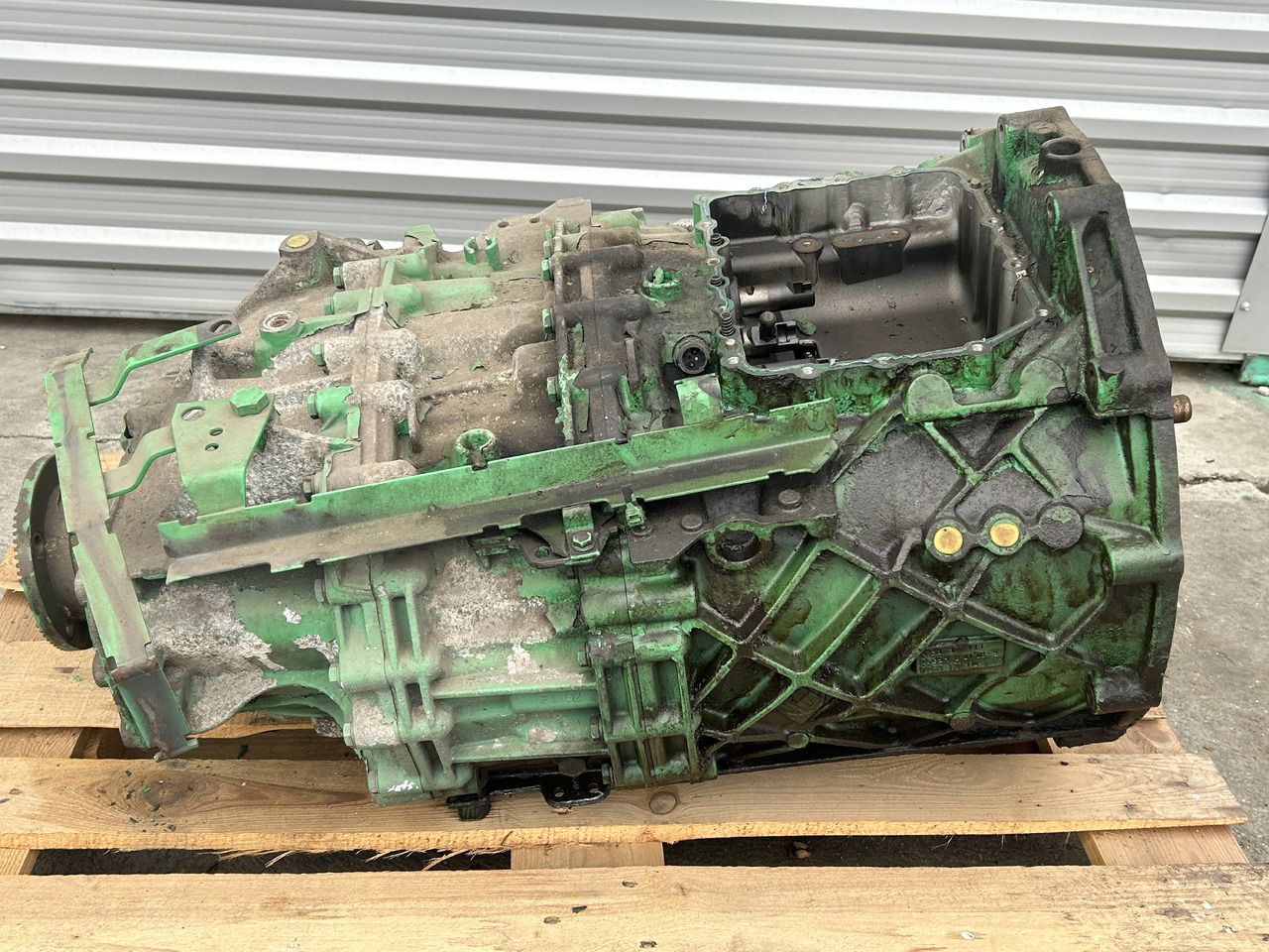 DAF DAF CF85 12AS1930 TD 1681765 DAF CF 85 - Gearbox for Truck: picture 1 DAF DAF CF85 12AS1930 TD 1681765 DAF CF 85 - Gearbox for Truck: picture 1