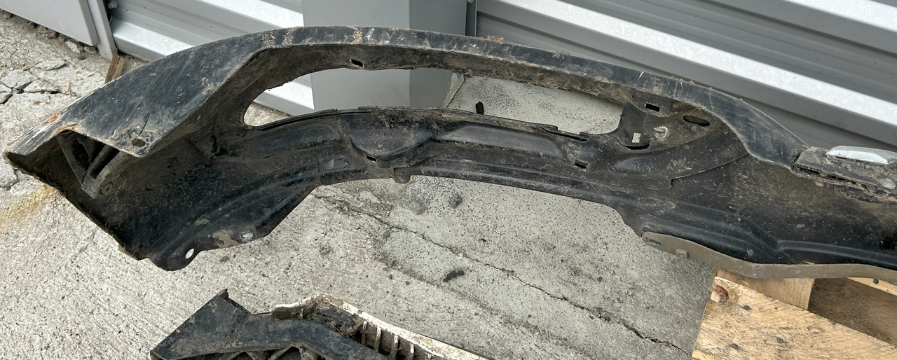 Bumper DAF XF 106 480 FRONT BUMPER WITH HALOGENS: picture 9