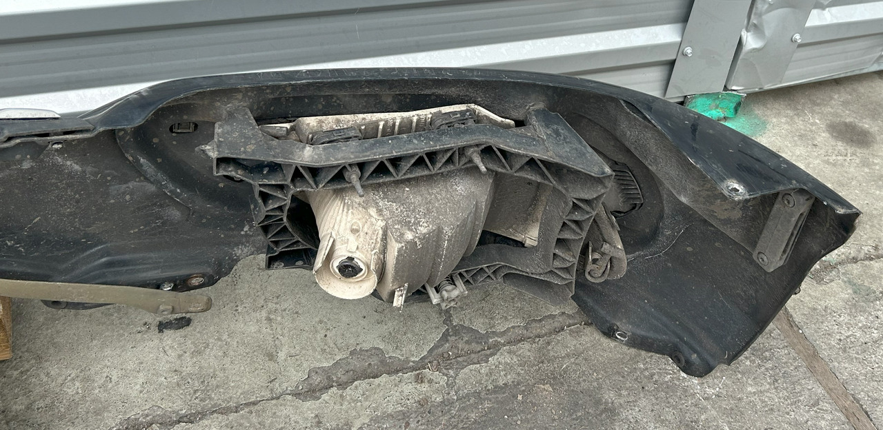 Bumper DAF XF 106 480 FRONT BUMPER WITH HALOGENS: picture 7