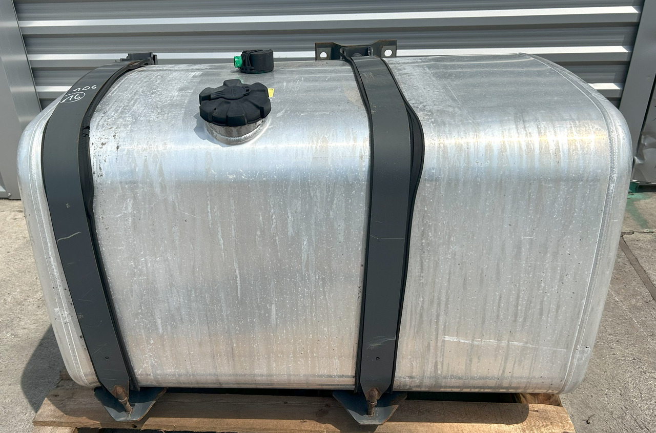 MAN 400L Man DAF XF 106 1070x670x620 - Fuel tank for Truck: picture 1 MAN 400L Man DAF XF 106 1070x670x620 - Fuel tank for Truck: picture 1