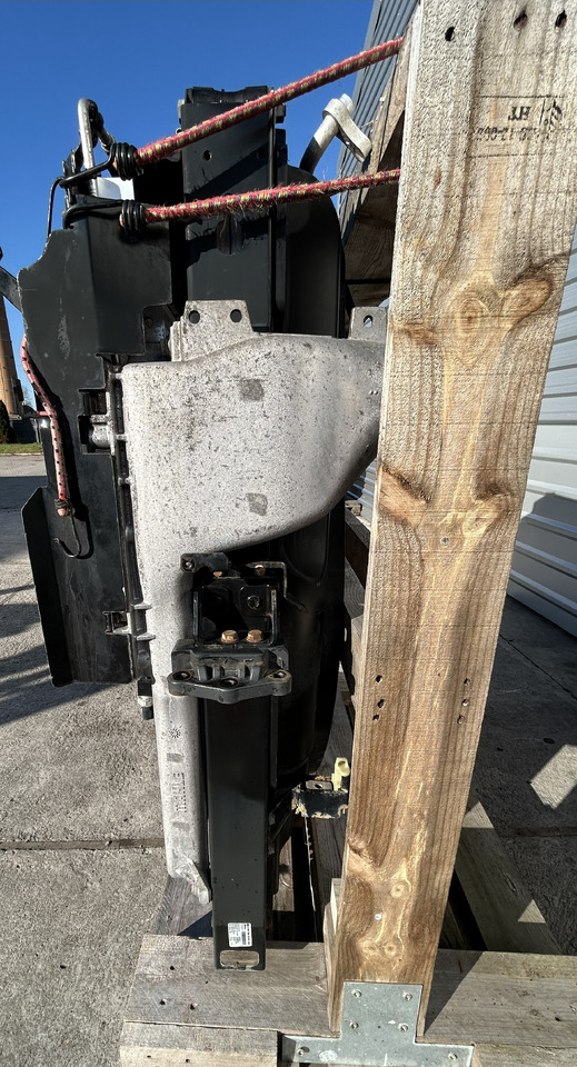 Mercedes ACTROS MP4 COOLERS SET - Radiator: picture 5 Mercedes ACTROS MP4 COOLERS SET - Radiator: picture 5