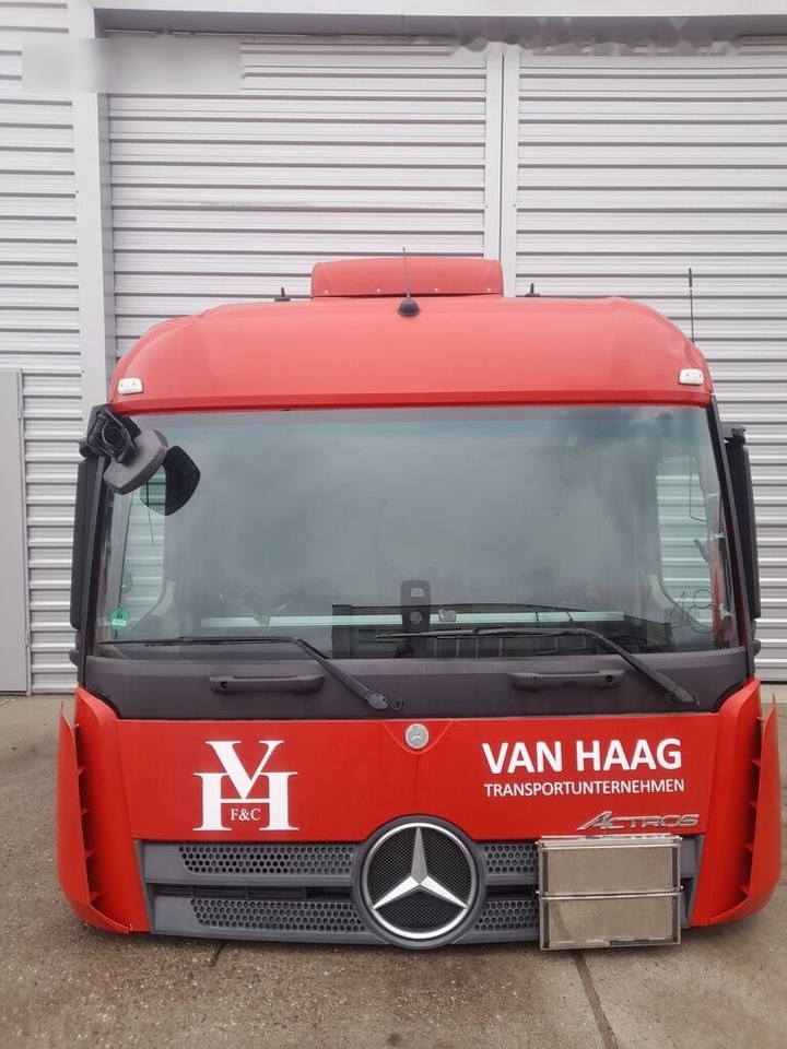 Mercedes-Benz ACTROS MP4 truck - Cab for Truck: picture 1 Mercedes-Benz ACTROS MP4 truck - Cab for Truck: picture 1