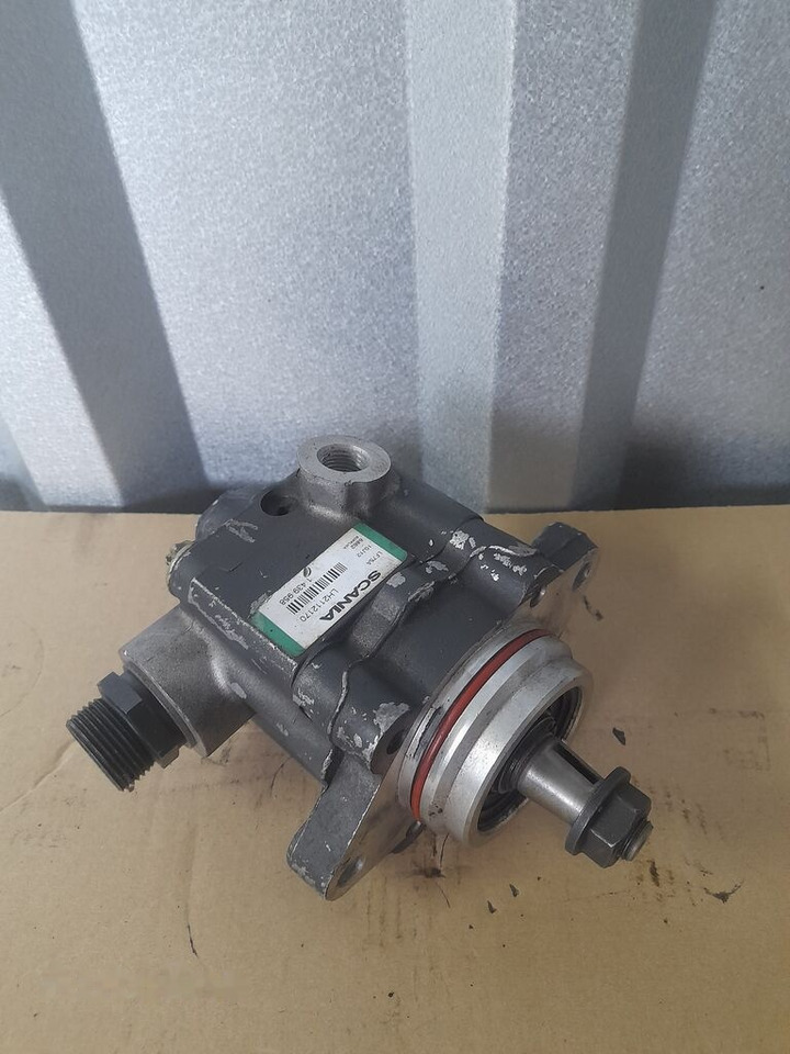 Scania LH2112170 Scania truck - Steering pump for Truck: picture 2 Scania LH2112170 Scania truck - Steering pump for Truck: picture 2