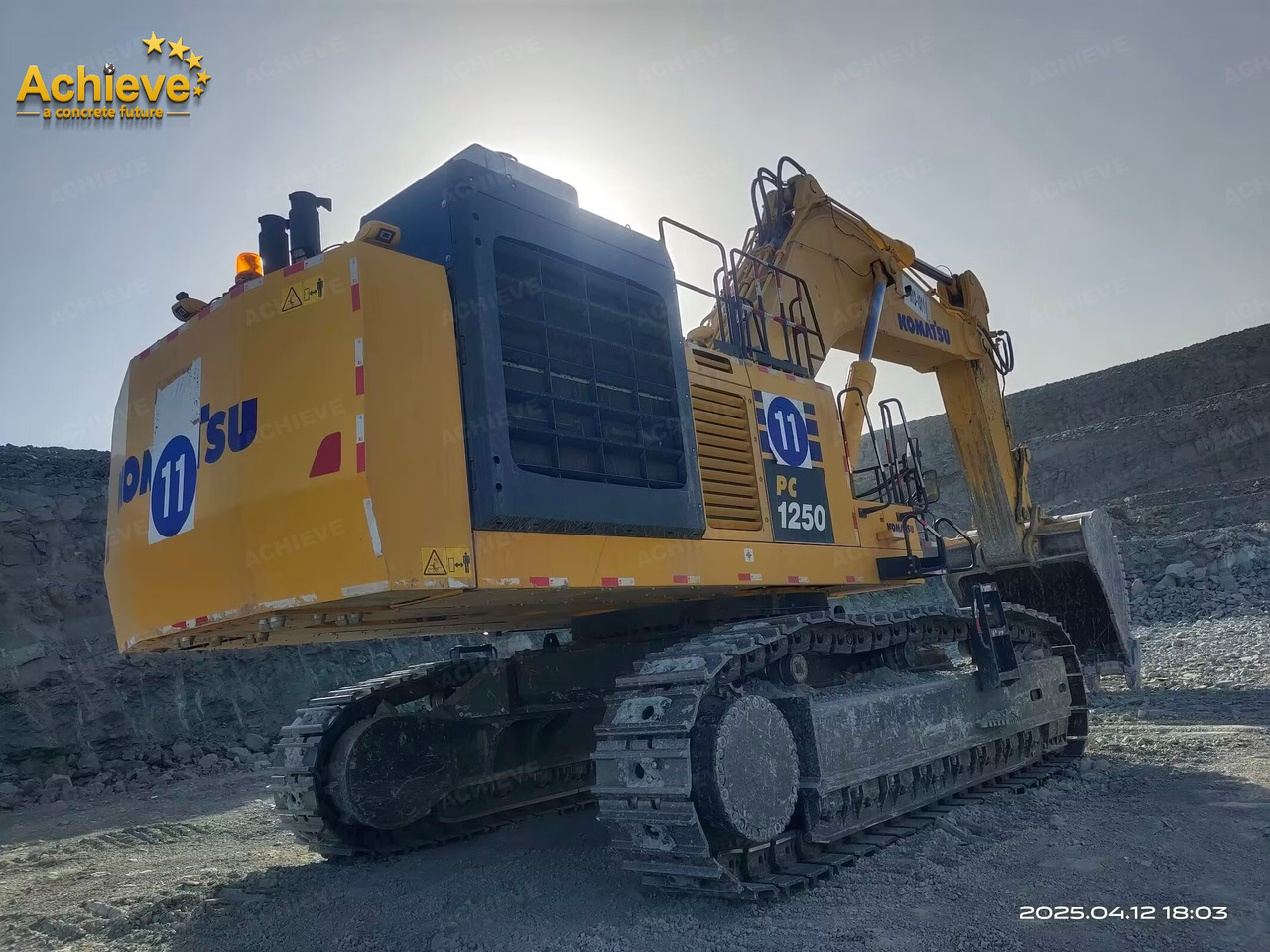 Komatsu 【ACHIEVE】TOP CONDITION!!! PC1250-11R 2023 4500h Horsepower (HP) 758 HP @ 1,800 rpm Operating weight (lbs) 269,300 - 272,600 Bucket Capacity (yd3) 5.3-9.5 - Crawler excavator: picture 3 Komatsu 【ACHIEVE】TOP CONDITION!!! PC1250-11R 2023 4500h Horsepower (HP) 758 HP @ 1,800 rpm Operating weight (lbs) 269,300 - 272,600 Bucket Capacity (yd3) 5.3-9.5 - Crawler excavator: picture 3