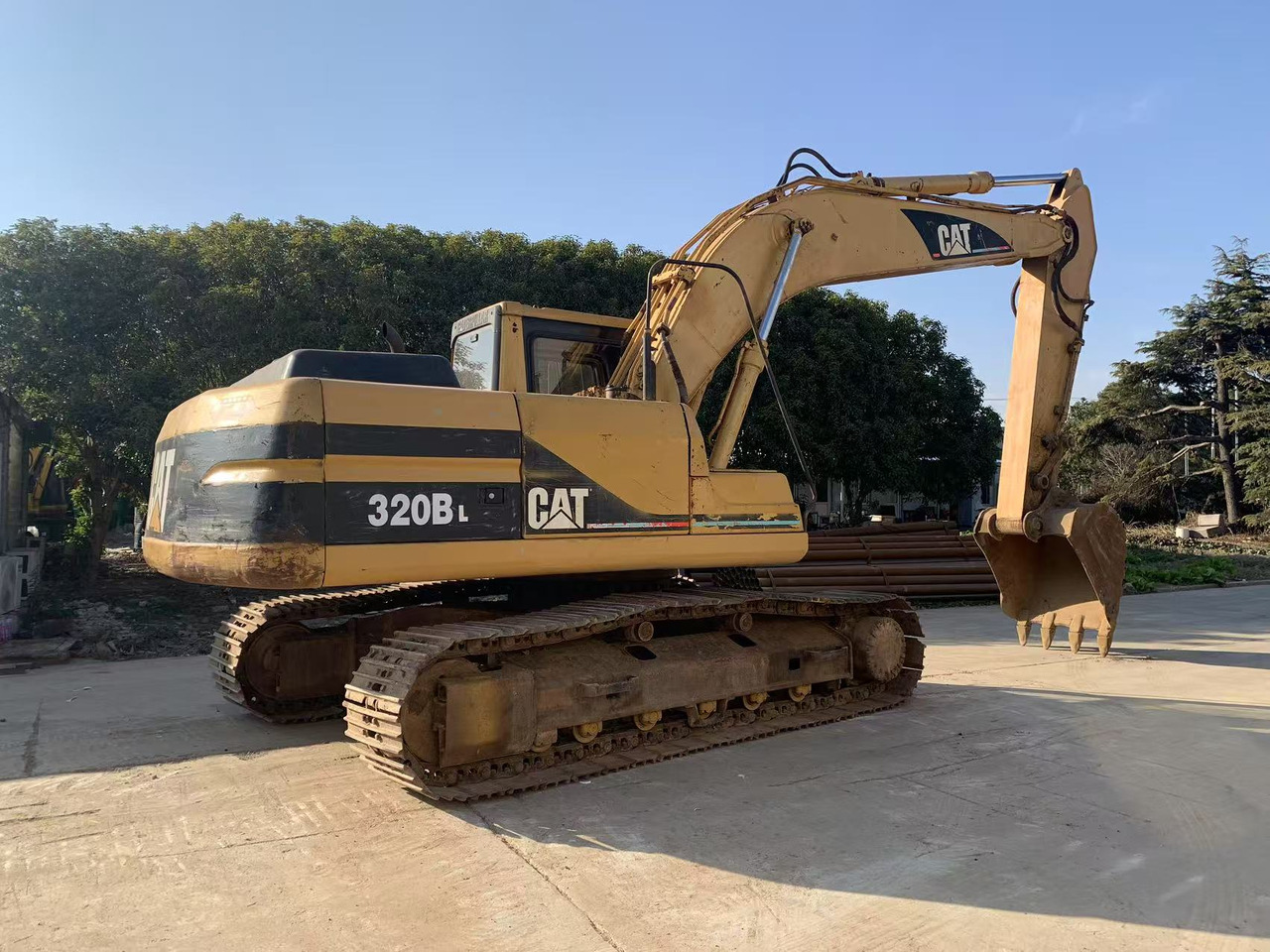 CATERPILLAR Crawler Excavator CAT 320B, 320BL Original Japanese Excavator - Crawler excavator: picture 5 CATERPILLAR Crawler Excavator CAT 320B, 320BL Original Japanese Excavator - Crawler excavator: picture 5