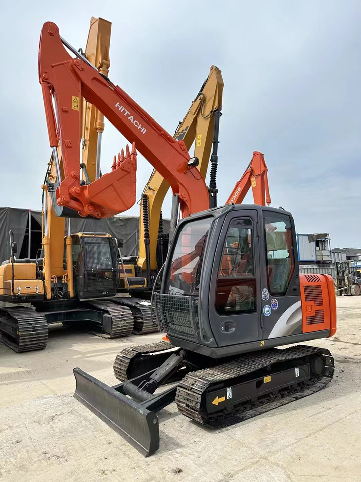 Hitachi ZX60 Mini Excavator Cheap Machine - Crawler excavator: picture 3 Hitachi ZX60 Mini Excavator Cheap Machine - Crawler excavator: picture 3