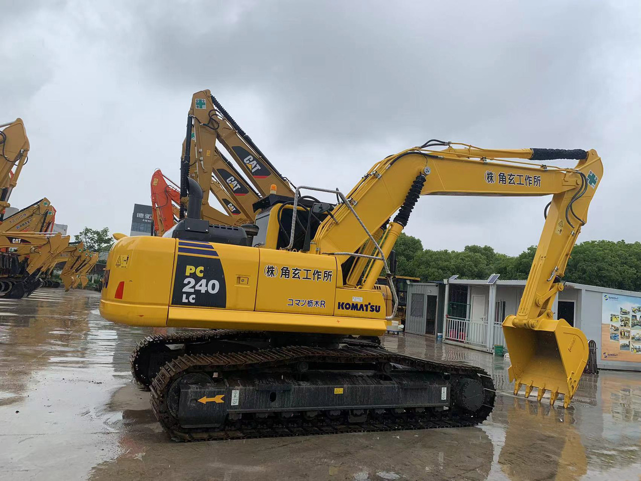 Komatsu Excavator PC240 Secondhand Japanse Construction Machinery - Crawler excavator: picture 2 Komatsu Excavator PC240 Secondhand Japanse Construction Machinery - Crawler excavator: picture 2