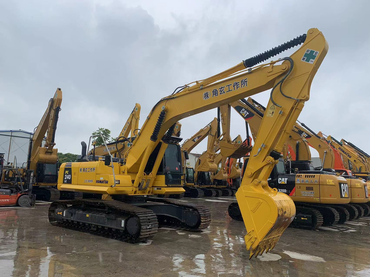 Komatsu Excavator PC240 Secondhand Japanse Construction Machinery - Crawler excavator: picture 3 Komatsu Excavator PC240 Secondhand Japanse Construction Machinery - Crawler excavator: picture 3