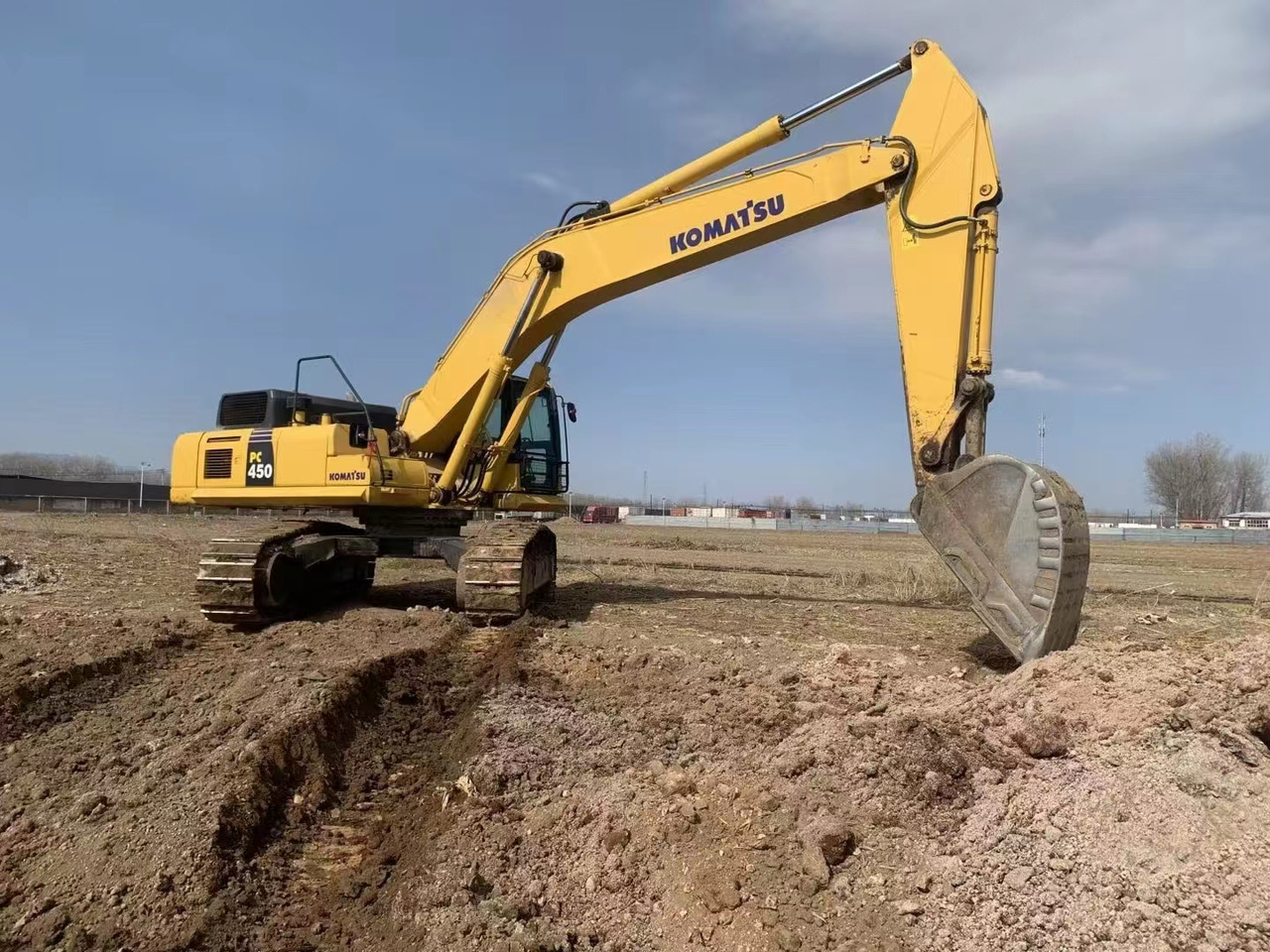 Komatsu Heavy Excavator PC450 Made in Japan - Crawler excavator: picture 2 Komatsu Heavy Excavator PC450 Made in Japan - Crawler excavator: picture 2