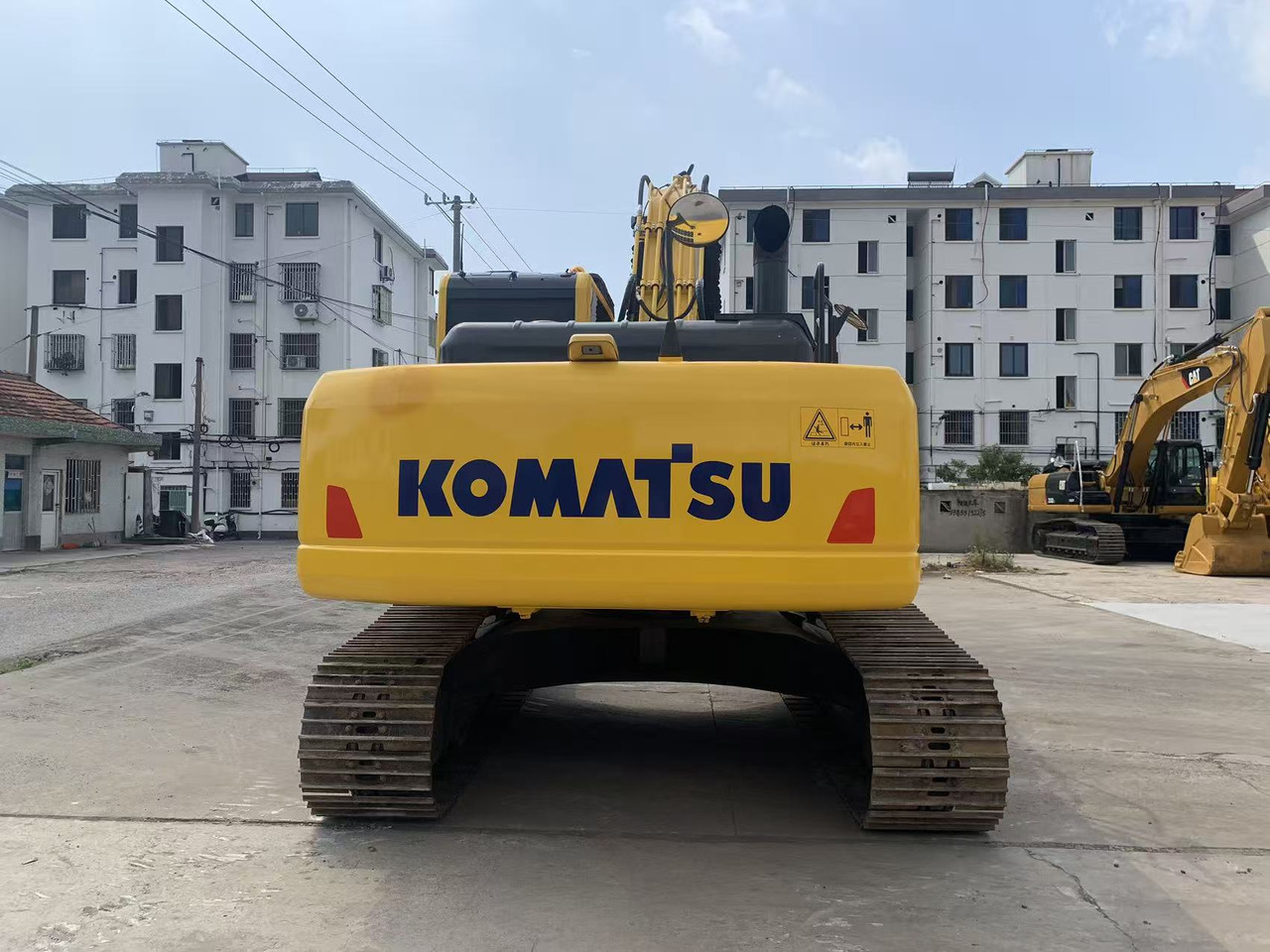 Komatsu PC240 Tracked Excavator Japan Origin - Crawler excavator: picture 3 Komatsu PC240 Tracked Excavator Japan Origin - Crawler excavator: picture 3