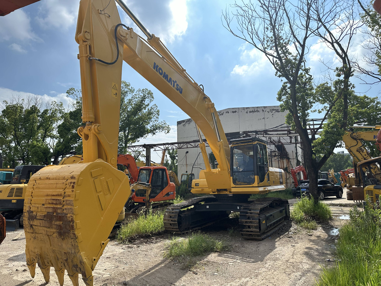 Komatsu Second-Hand Used ExcavatorKomatsu PC450-8 | Ideal for Mining & Large Construction - Crawler excavator: picture 2 Komatsu Second-Hand Used ExcavatorKomatsu PC450-8 | Ideal for Mining & Large Construction - Crawler excavator: picture 2