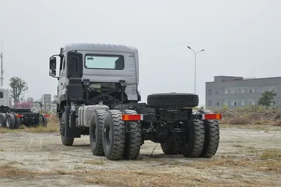 10-Wheeler Tractor Truck Dongfeng Kinland Kc 465HP Underccariage for Dumper Truck - Tractor unit: picture 1 10-Wheeler Tractor Truck Dongfeng Kinland Kc 465HP Underccariage for Dumper Truck - Tractor unit: picture 1