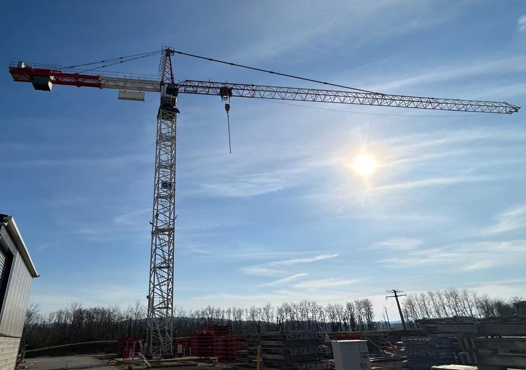 LIEBHERR 245 EC-H 12 Litronic - Tower crane: picture 1 LIEBHERR 245 EC-H 12 Litronic - Tower crane: picture 1