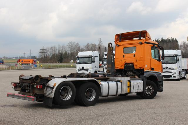 Mercedes-Benz Arocs 2642 L EXPORT - Hook lift truck: picture 4 Mercedes-Benz Arocs 2642 L EXPORT - Hook lift truck: picture 4