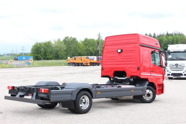 Mercedes-Benz Atego 1223 L nR - Cab chassis truck: picture 4 Mercedes-Benz Atego 1223 L nR - Cab chassis truck: picture 4