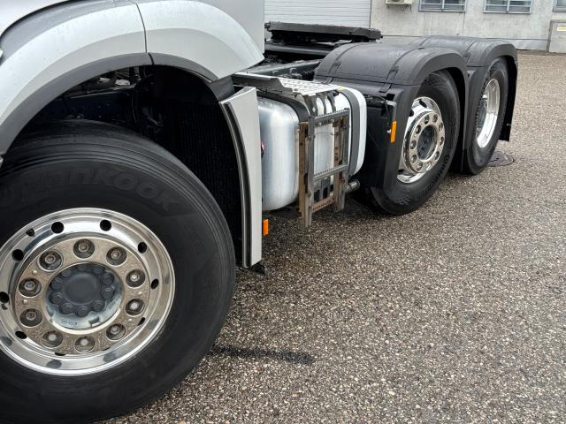 Mercedes-Benz Actros 2553L 68 TO GESAMT - Tractor unit: picture 4 Mercedes-Benz Actros 2553L 68 TO GESAMT - Tractor unit: picture 4