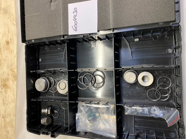 O&K Terex RH40 RH90 RH120 RH170 RH340 Assortment boxes 6004430 4042752 535-4519 6005000 4042756 535-4535 - Spare parts for Excavator: picture 4 O&K Terex RH40 RH90 RH120 RH170 RH340 Assortment boxes 6004430 4042752 535-4519 6005000 4042756 535-4535 - Spare parts for Excavator: picture 4