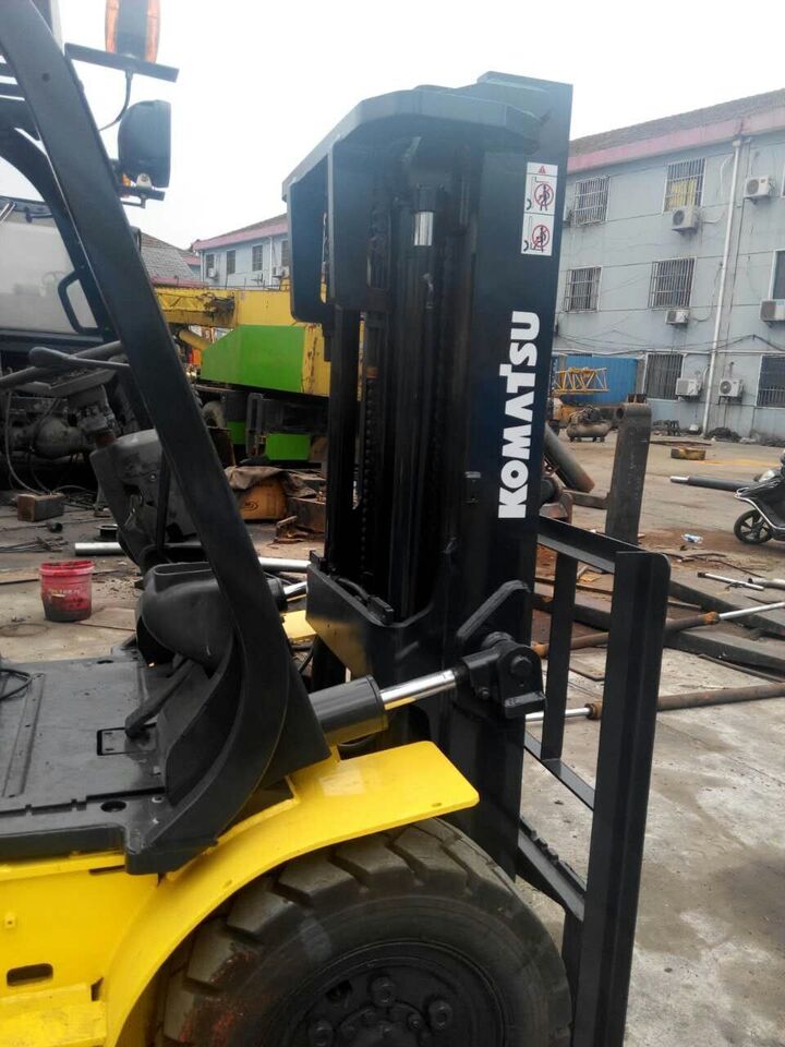 Komatsu FD50 - Forklift: picture 5 Komatsu FD50 - Forklift: picture 5