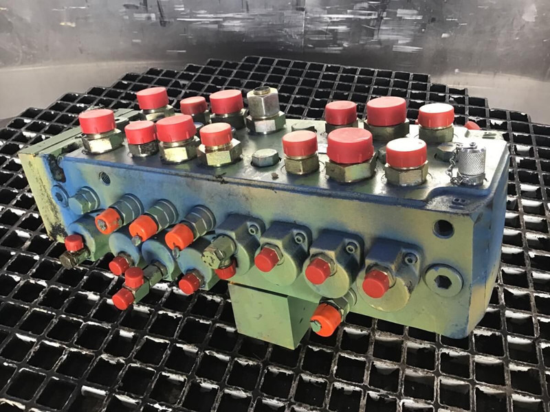 Liebherr A312 / A308 - Hydraulics: picture 1 Liebherr A312 / A308 - Hydraulics: picture 1