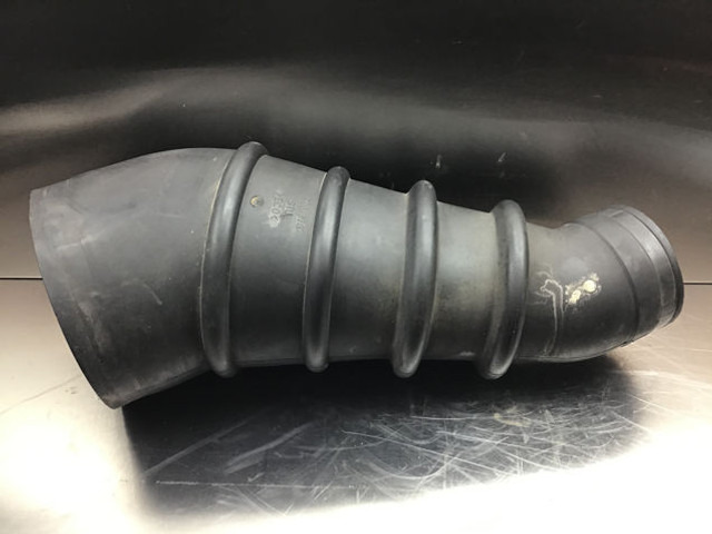Liebherr Air Filter Hose - Air intake pipe: picture 1 Liebherr Air Filter Hose - Air intake pipe: picture 1