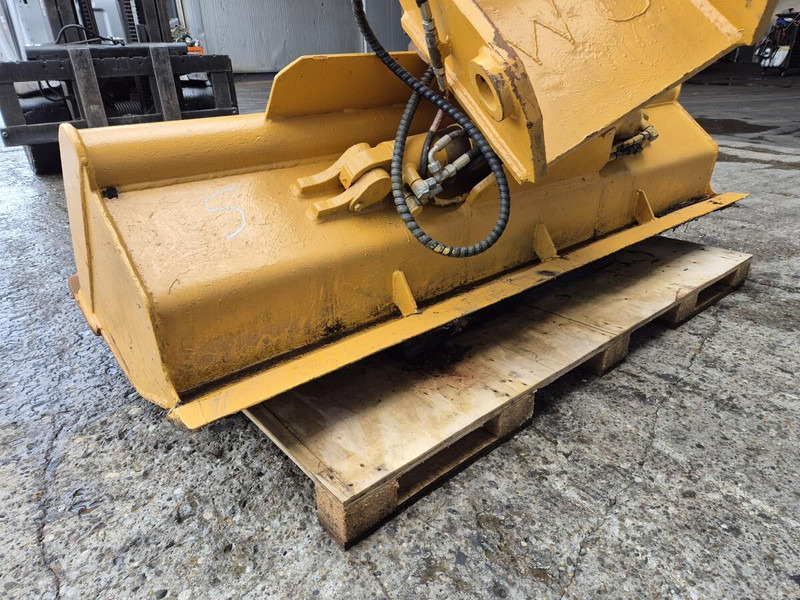 Liebherr Bucket SW48 1500MM 0.3M3 - Bucket for Construction machinery: picture 2 Liebherr Bucket SW48 1500MM 0.3M3 - Bucket for Construction machinery: picture 2