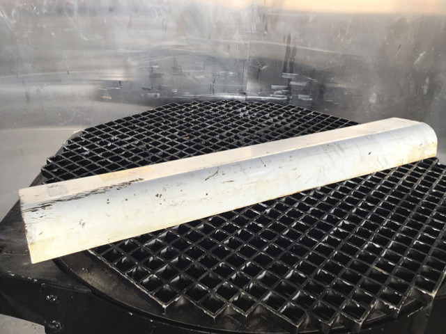 Liebherr Covering Right - Bumper: picture 2 Liebherr Covering Right - Bumper: picture 2